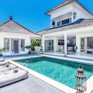 Maviba Villa Seminyak (Bali)